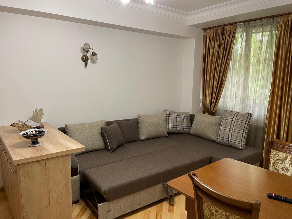 Apartment In City Center Ереван Экстерьер фото